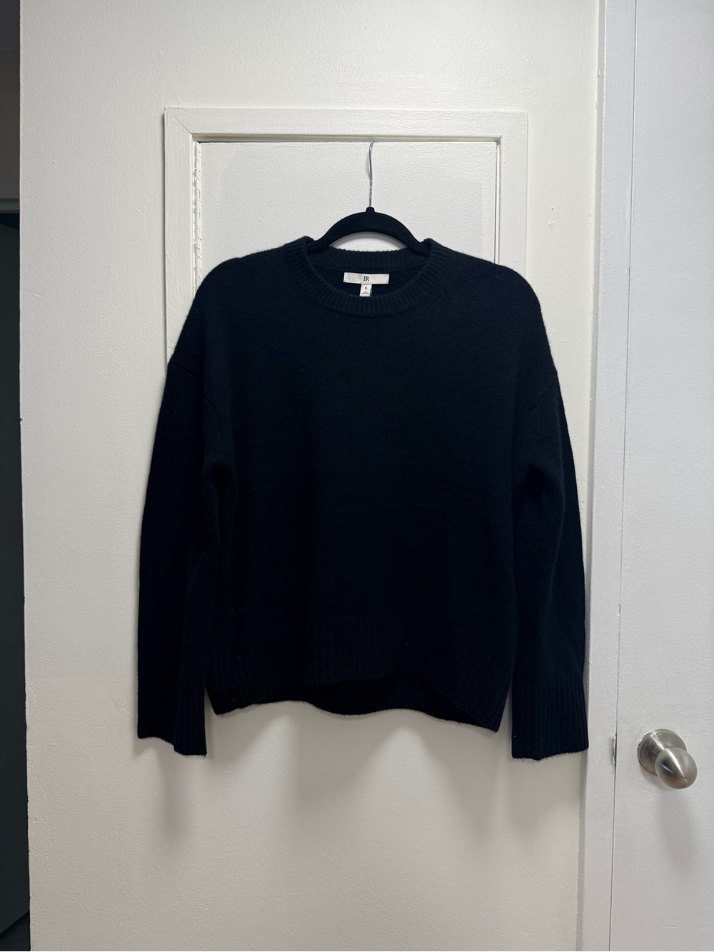 Banana republic 100% cashmere sweater, NWT